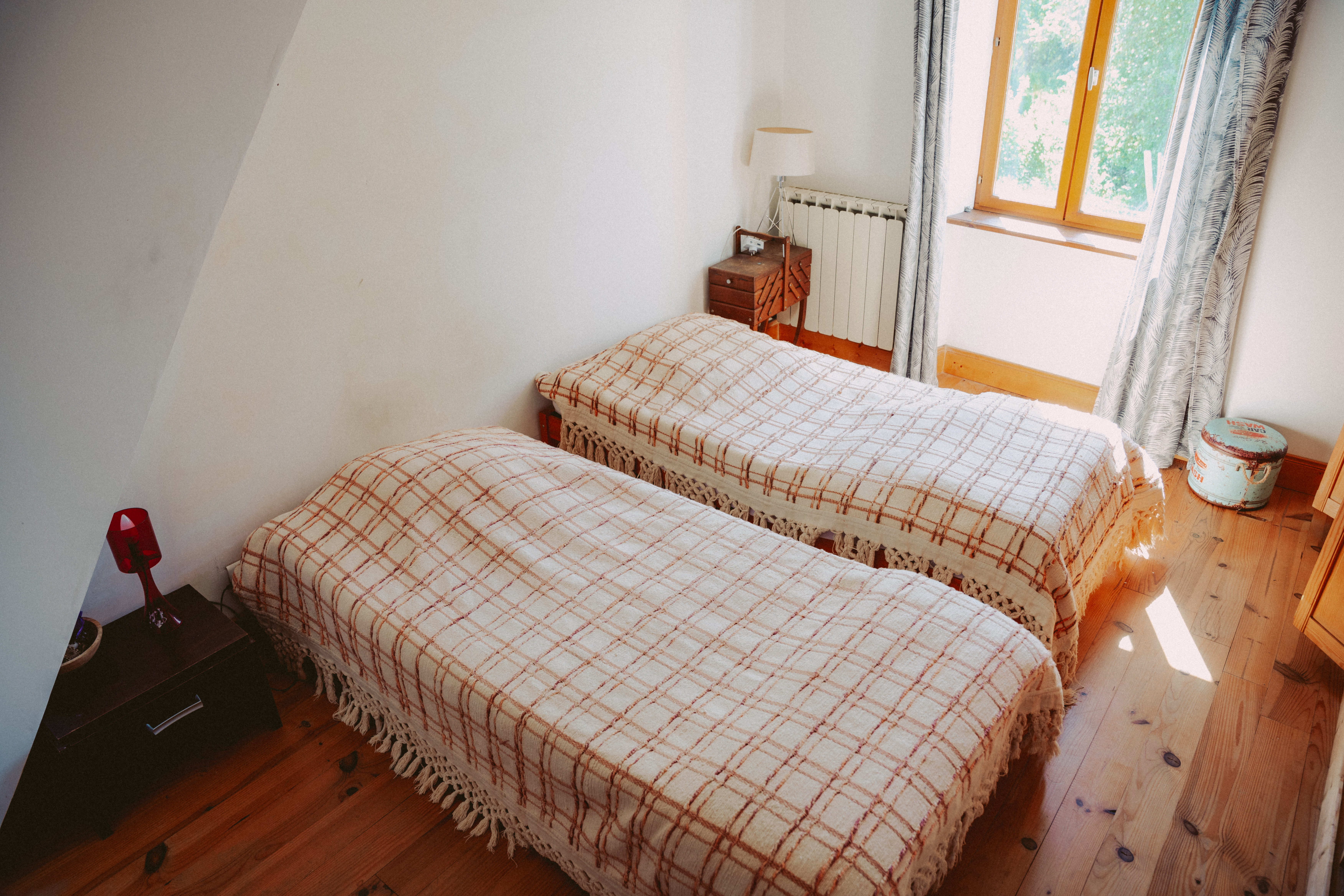 Chambre 2 lits, ambiance douce